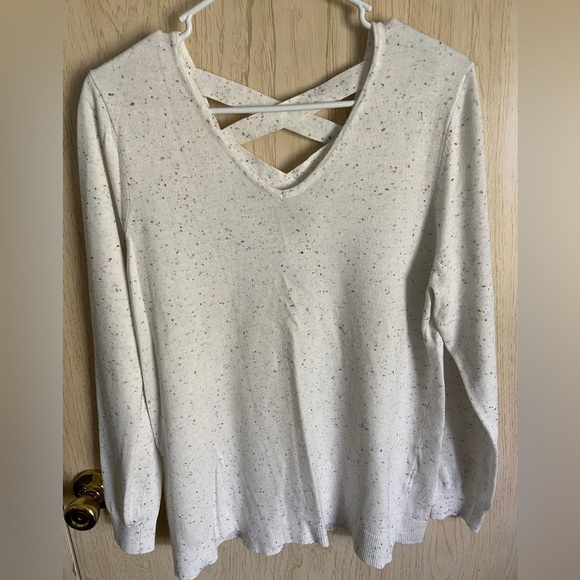 IT’S OUR TIME Funfetti Speckle White V-Neck Sweater Crisscross back Sz XL - Picture 1 of 9